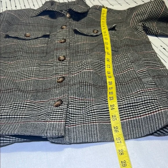 Madewell Plaid Shacket. Size XS - Picture 6 of 9